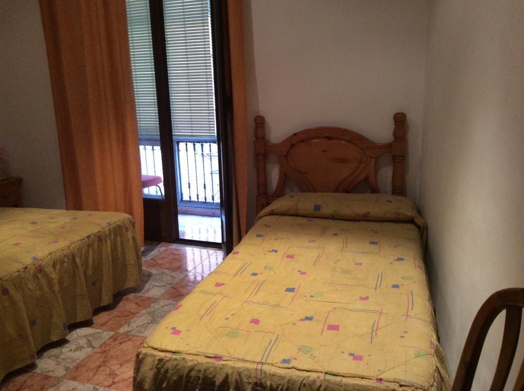 Pension Princesa Granada Exterior foto